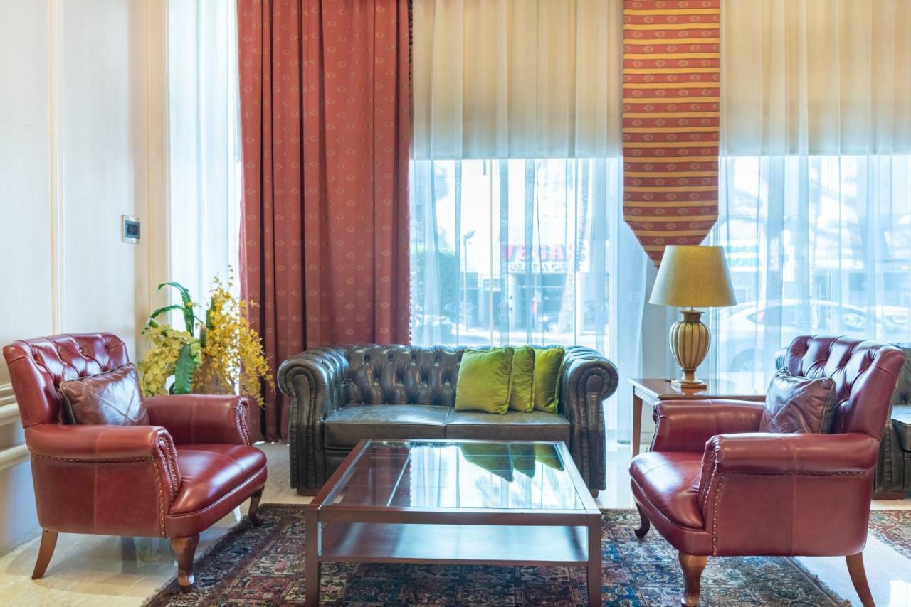 Madisson Hotel Jounieh Exterior foto